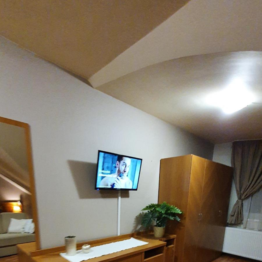 Appartement Relax Wellness Manzard Hajdúszoboszló Extérieur photo
